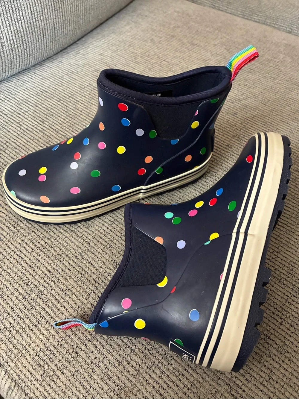 Magellan Rubber Boots Polka Dots Blue Girls Kids Sz 3D Very NEW CONDITION